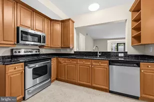485 Harbor Side St, Woodbridge, VA 22191 - Photo 14
