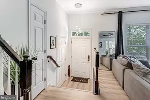 2599 Grayton Ln, Woodbridge, VA 22191 - Photo 2