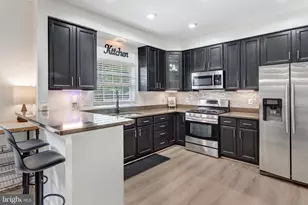2599 Grayton Ln, Woodbridge, VA 22191 - Photo 8
