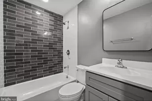 4604 Kentwood Ln, Woodbridge, VA 22193 - Photo 4