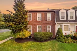 12156 Winona Dr, Woodbridge, VA 22192 - Photo 1