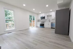 3015 Bromley Ct, Woodbridge, VA 22192 - Photo 4