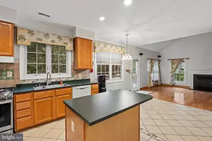 2022 McNamera Ct, Woodbridge, VA 22191 - Photo 6