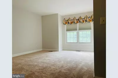 2022 McNamera Court, Woodbridge, VA 22191 - Photo 4