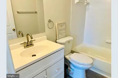 1049 Gardenview Loop #204, Woodbridge, VA 22191 - Photo 12