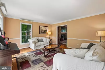 8212 Honeysuckle Road, Manassas, VA 20112 - Photo 6