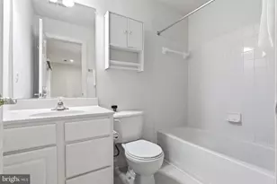 8154 Rainwater Cir, Manassas, VA 20111 - Photo 12