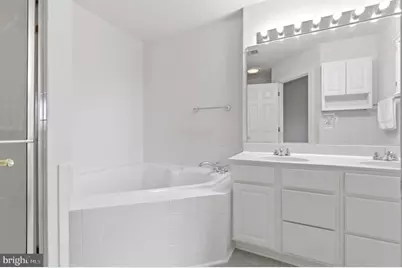 8154 Rainwater Circle, Manassas, VA 20111 - Photo 38