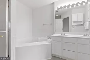 8154 Rainwater Cir, Manassas, VA 20111 - Photo 38