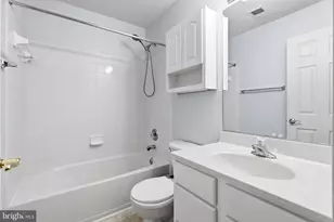 8154 Rainwater Cir, Manassas, VA 20111 - Photo 32