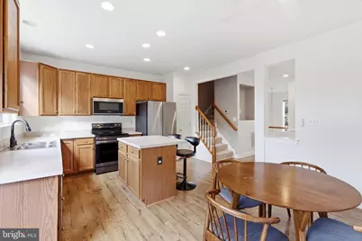8154 Rainwater Circle, Manassas, VA 20111 - Photo 24