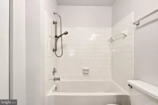 12213 Chaucer Ln, Woodbridge, VA 22192 - Photo 14