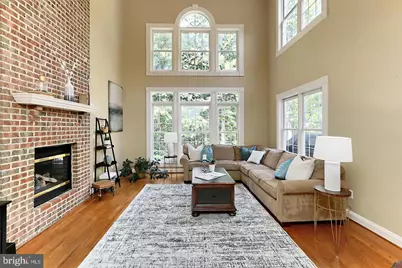 5749 Yewing Way, Gainesville, VA 20155 - Photo 16