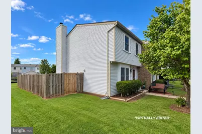 8814 Vicksburg Court, Manassas, VA 20109 - Photo 2