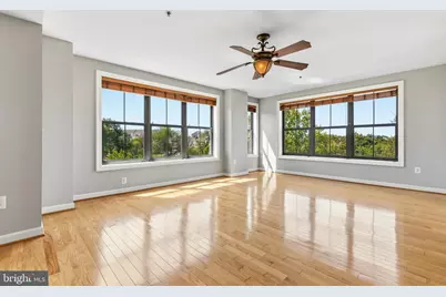 485 Harbor Side Street #414, Woodbridge, VA 22191 - Photo 6