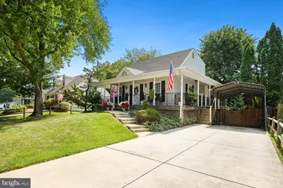 5570 Saint Charles Drive, Woodbridge, VA 22193 - Photo 4