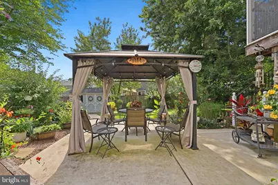 5570 Saint Charles Drive, Woodbridge, VA 22193 - Photo 40