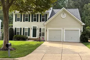 5885 Fincastle Dr, Manassas, VA 20112 - Photo 1