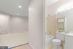 492 Harbor Side St, Woodbridge, VA 22191 - Photo 46