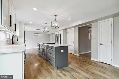 14842 Crotona Court, Woodbridge, VA 22193 - Photo 10