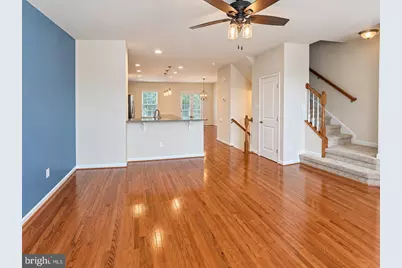 7739 Milton Circle, Gainesville, VA 20155 - Photo 4
