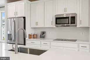 13826 Quartz Ave, Woodbridge, VA 22193 - Photo 4