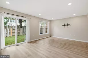 12120 Stoneford Dr, Woodbridge, VA 22192 - Photo 10