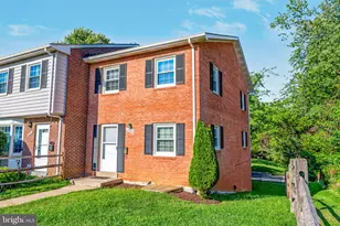 14668 Cloverdale Rd, Woodbridge, VA 22193 - Photo 2