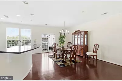 7931 Crescent Park Drive, Gainesville, VA 20155 - Photo 10