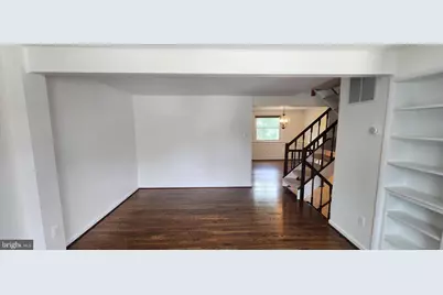 13592 Bentley Circle, Woodbridge, VA 22192 - Photo 2