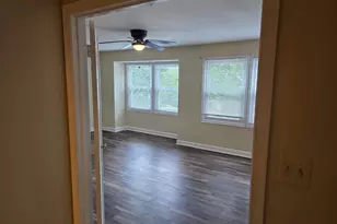 12119 Salemtown Dr, Woodbridge, VA 22192 - Photo 8