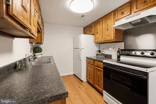 5277 Miles Ct, Woodbridge, VA 22193 - Photo 10
