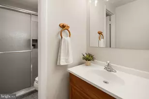 5277 Miles Ct, Woodbridge, VA 22193 - Photo 20