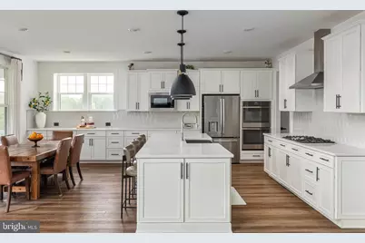 7082 Saint Hill Court, Haymarket, VA 20169 - Photo 16