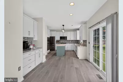 10609 Moselle Court, Manassas, VA 20112 - Photo 6