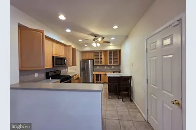 808 Monument Avenue, Woodbridge, VA 22191 - Photo 4