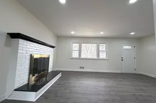 7629 Huron Dr, Gainesville, VA 20155 - Photo 14