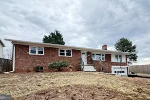 7629 Huron Dr, Gainesville, VA 20155 - Photo 36