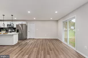 4520 Edinburg Dr, Woodbridge, VA 22193 - Photo 16