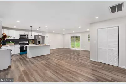 4520 Edinburg Drive, Woodbridge, VA 22193 - Photo 10