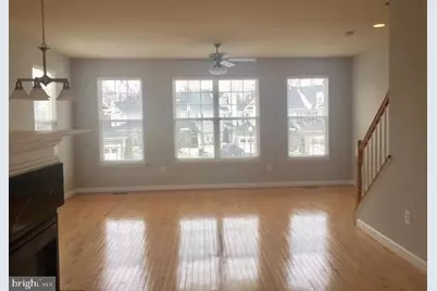 710 Redgate Lane, Woodbridge, VA 22191 - Photo 8