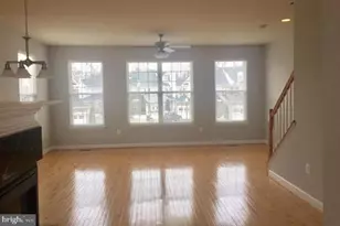 710 Redgate Ln, Woodbridge, VA 22191 - Photo 8