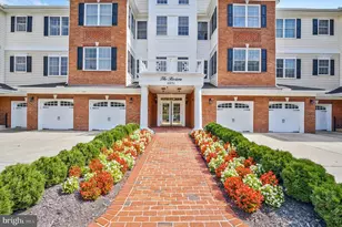 15231 Royal Crest Dr, Haymarket, VA 20169 - Photo 2