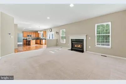 8368 Tenbrook Drive, Gainesville, VA 20155 - Photo 18