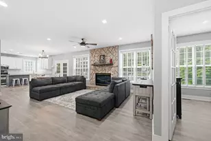 5849 Kittewan Ct, Manassas, VA 20112 - Photo 28