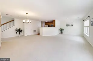 16815 Nuttal Oak Pl, Woodbridge, VA 22191 - Photo 4