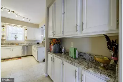 15469 Cagney Court, Woodbridge, VA 22193 - Photo 30