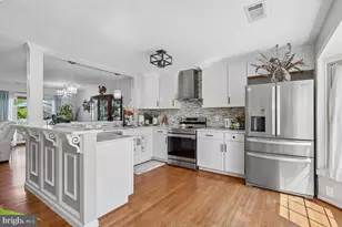 7424 Emerald Dr, Manassas, VA 20109 - Photo 4