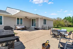 4703 Angus Dr, Gainesville, VA 20155 - Photo 10