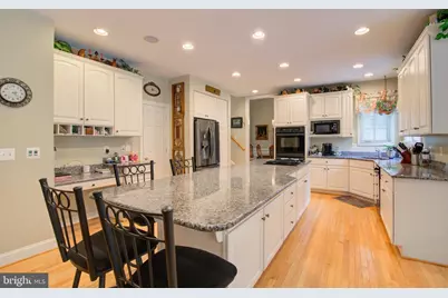 4453 Tuscany Court, Woodbridge, VA 22192 - Photo 12